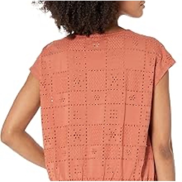 madewell per se eyelet top - Picture 4 of 7